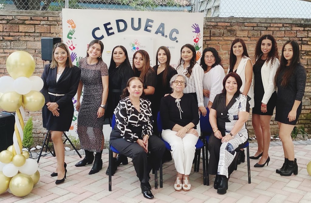 CENTRO DE EDUCACION ESPECIAL A.C. — Del propietario