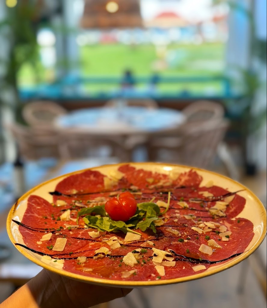 Morrofino Restaurant — Comida y bebida
