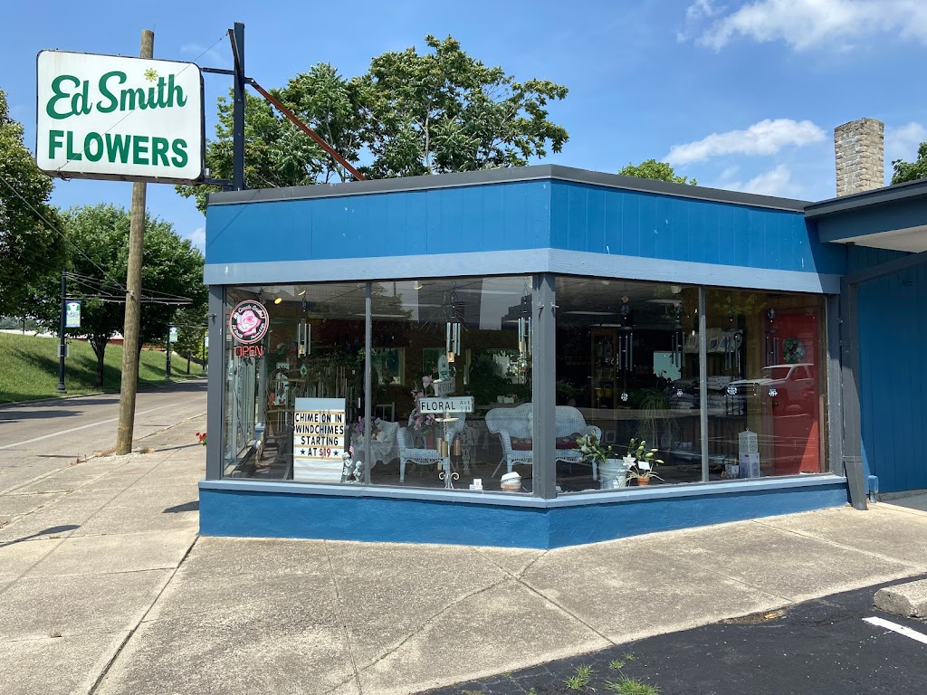 Ed Smith's Flower & Gifts