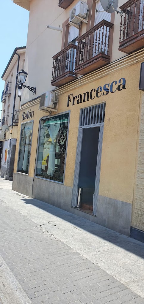 Salon Francesca — Exterior