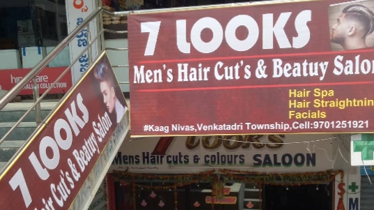 7 Looks Saloon