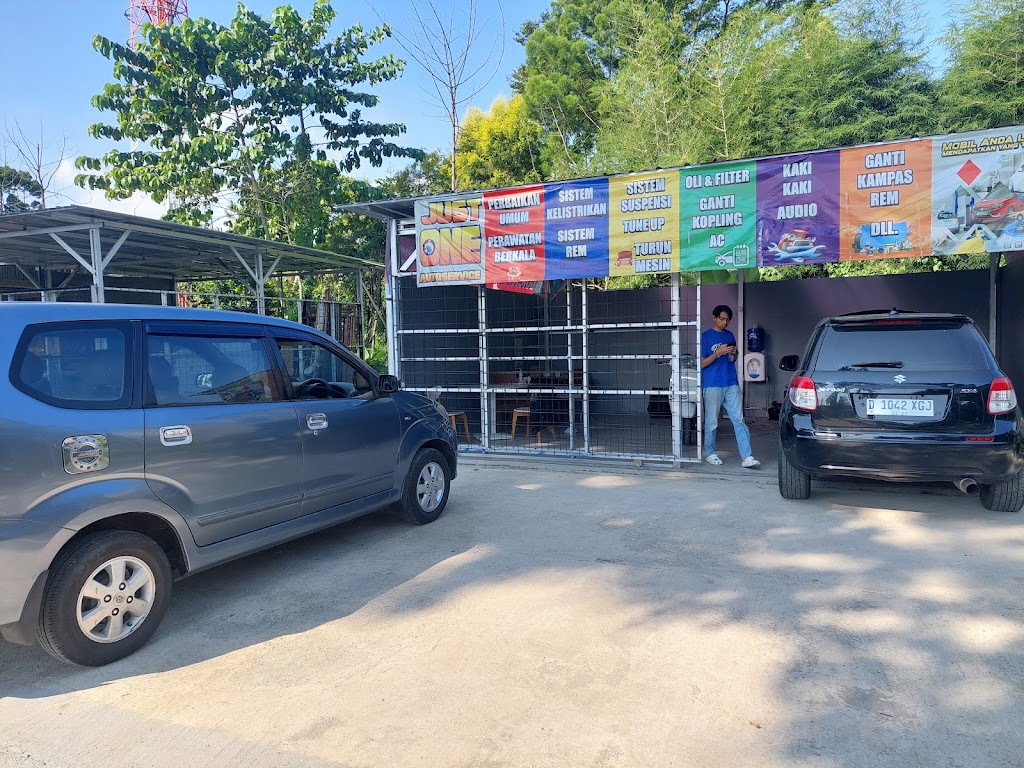 Bengkel Mobil Just One Auto Service