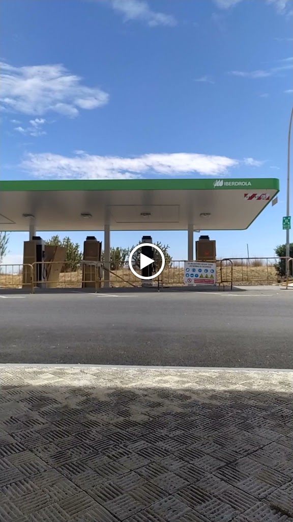 Estacion de Servicio ENI El Fantasma — Videos