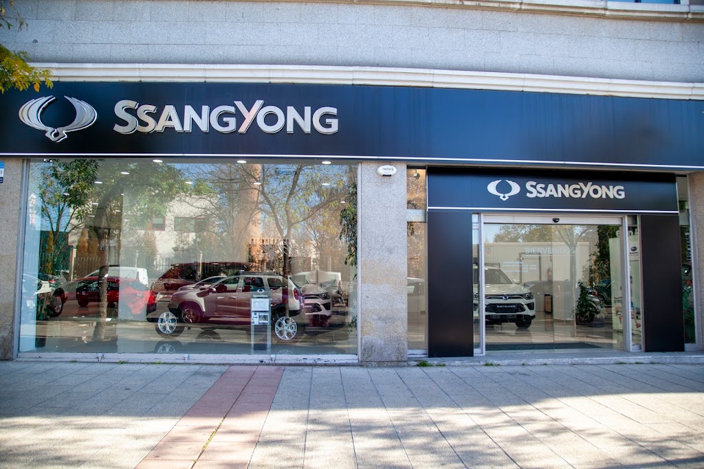 Concesionario Oficial KGM Trade Gamboa - Santa Engracia