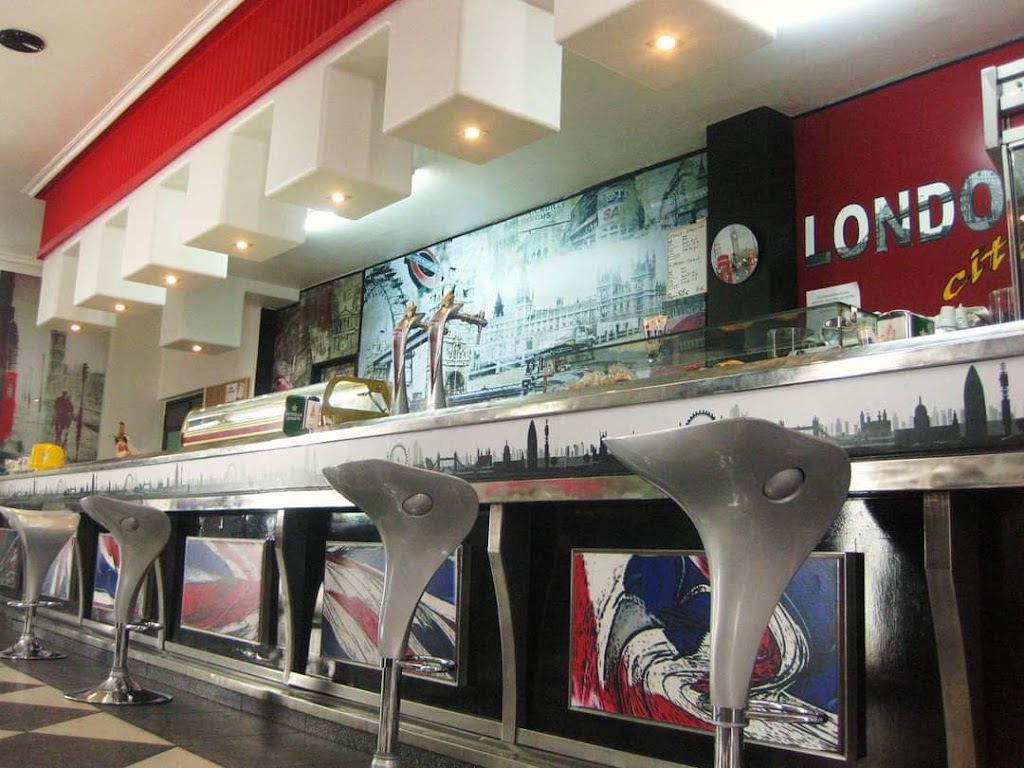 London city Enigma — Ambiente