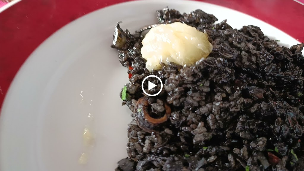 Restaurante Casa "La Titi" — Videos