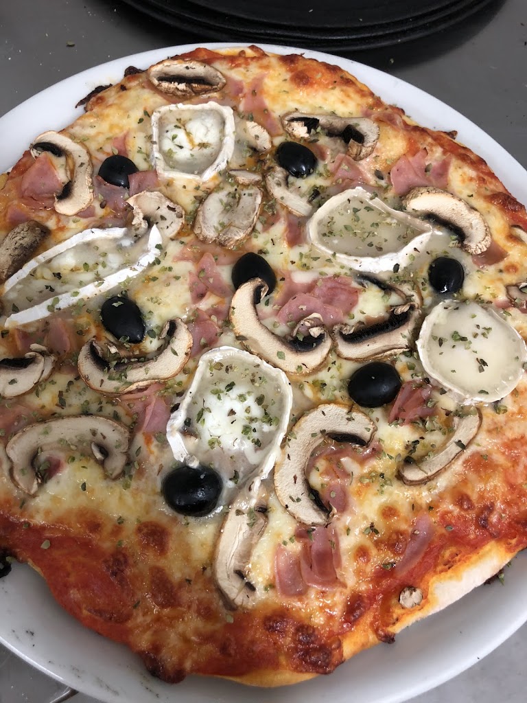 Restaurante Los Mellizos — Pizza