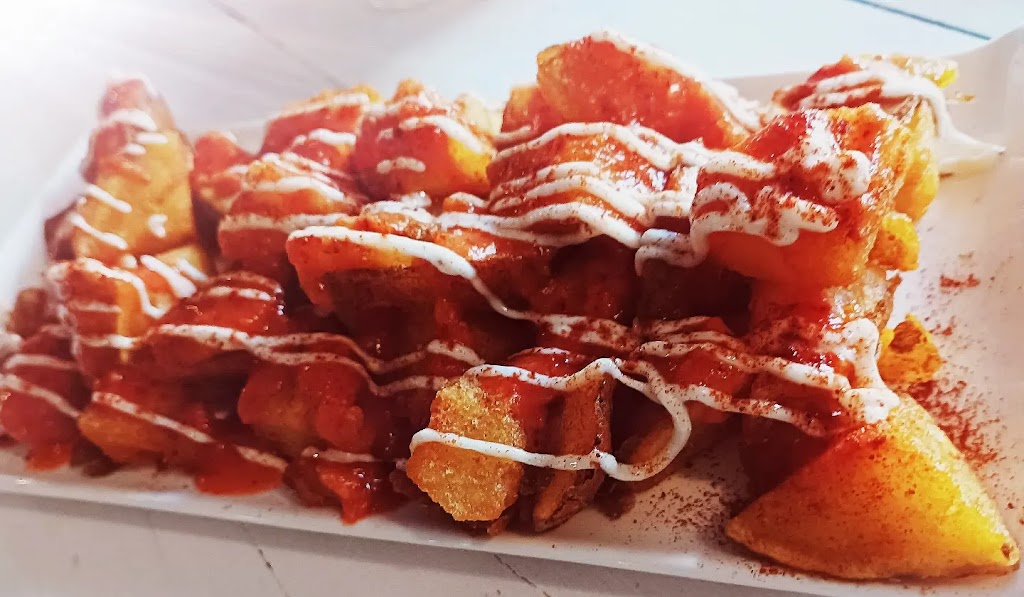 +Que Tapas — Comida y bebida
