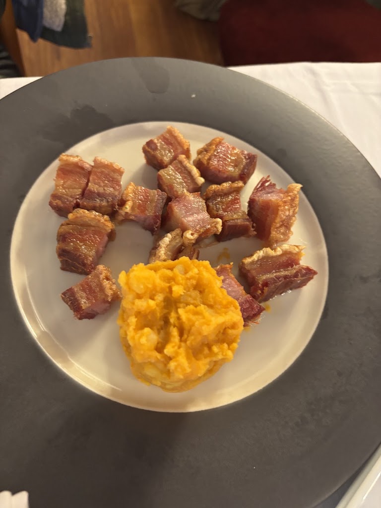 La Genara — Comida y bebida