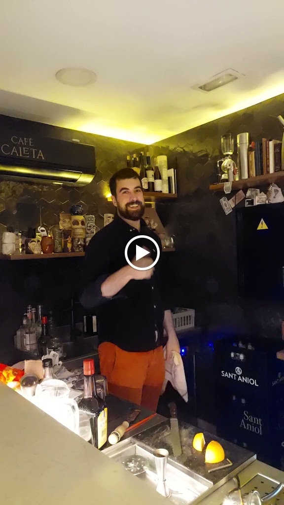 Cafe Caleta Bar — Videos