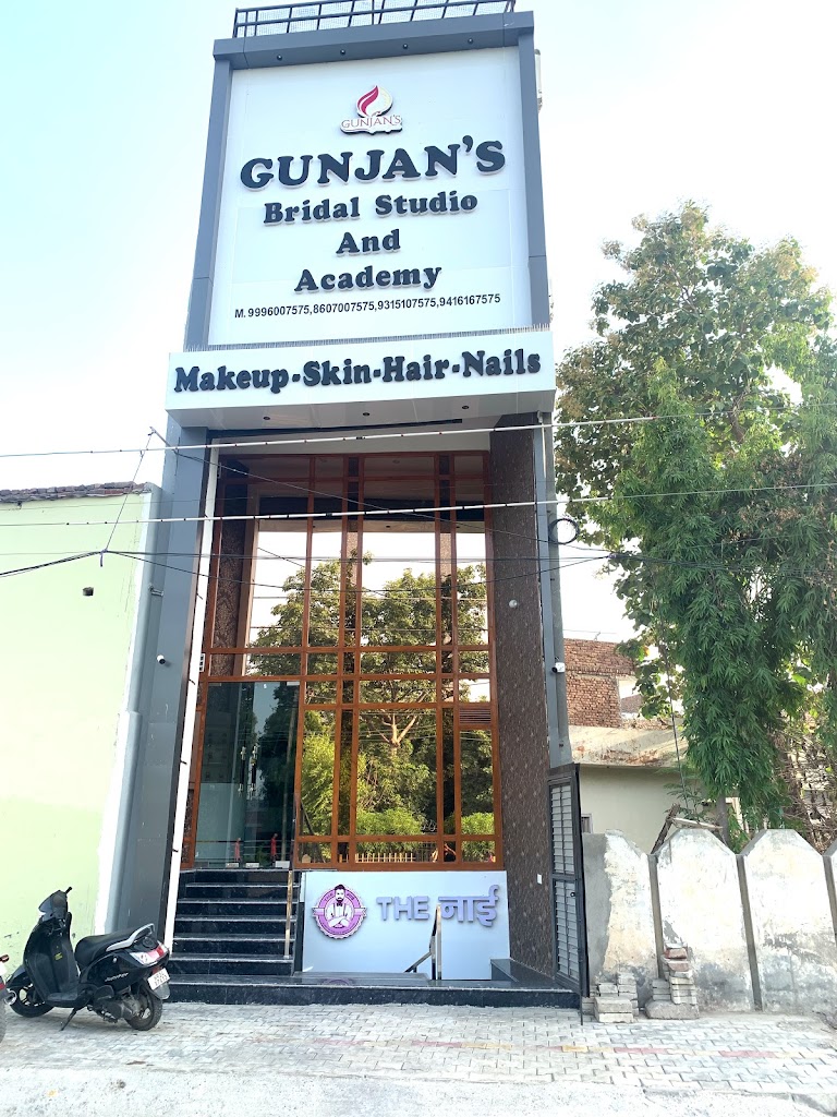 The Naaii Best Salon In Sirsa