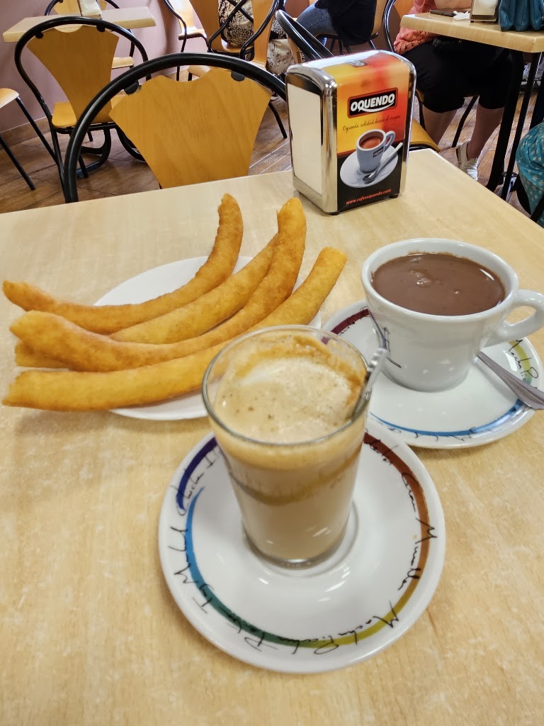 Cafeteria Vic Churros — Cafe