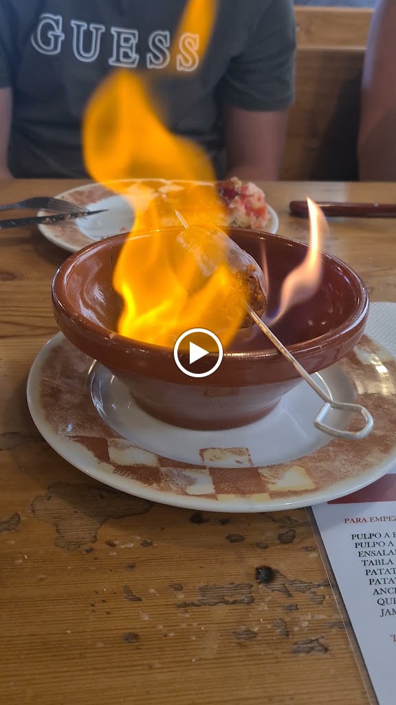 Meson del Asador - Merca 80 — Videos