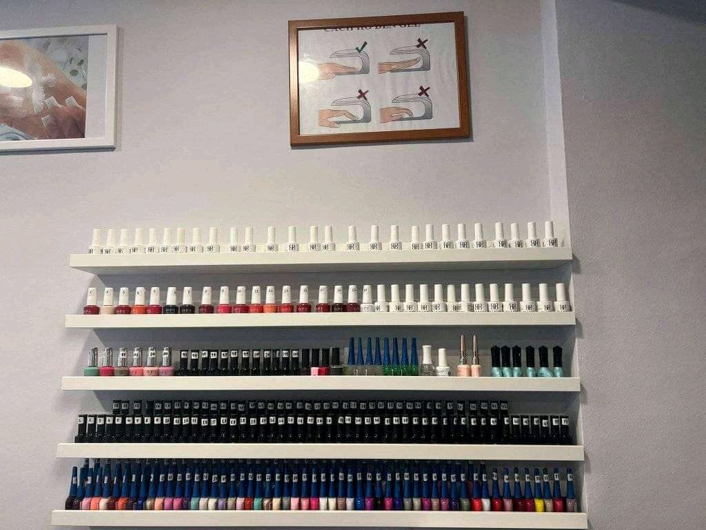 SAIGON NAILS . BELLEZA VIETNAMITA — Del propietario
