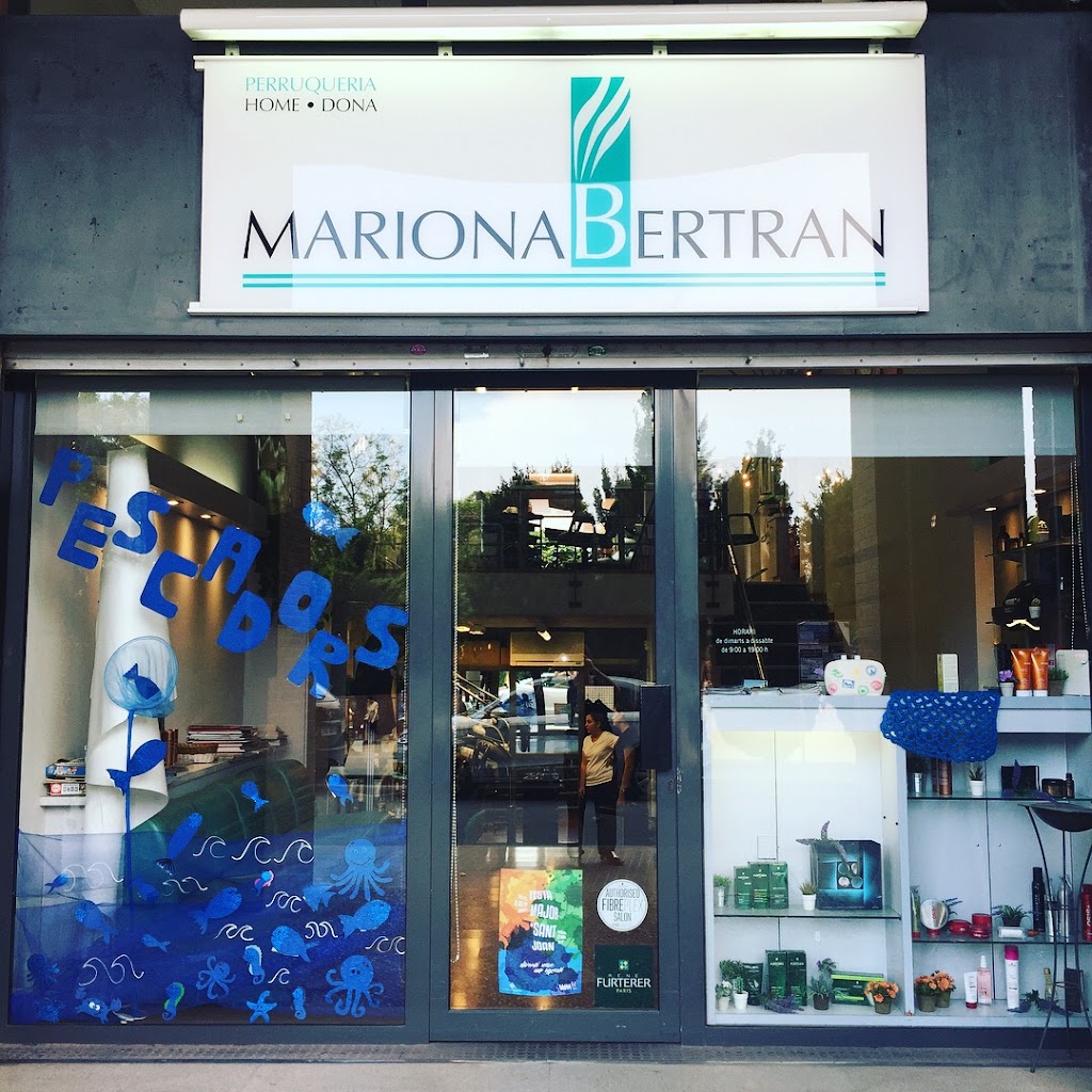 Perruqueria Mariona Bertran — Exterior