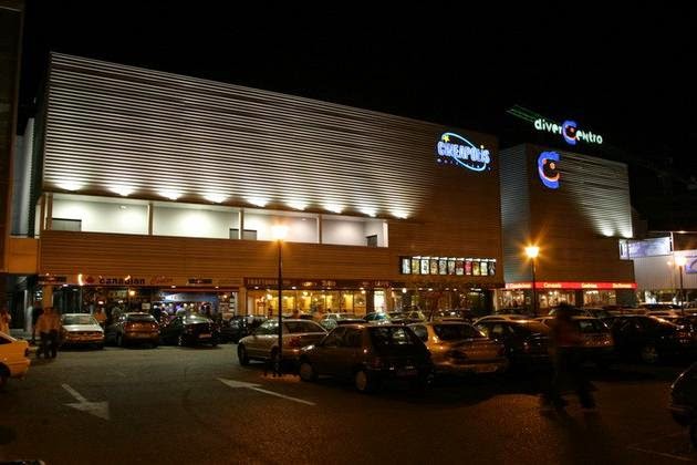 Cineapolis Dos Hermanas Multicines