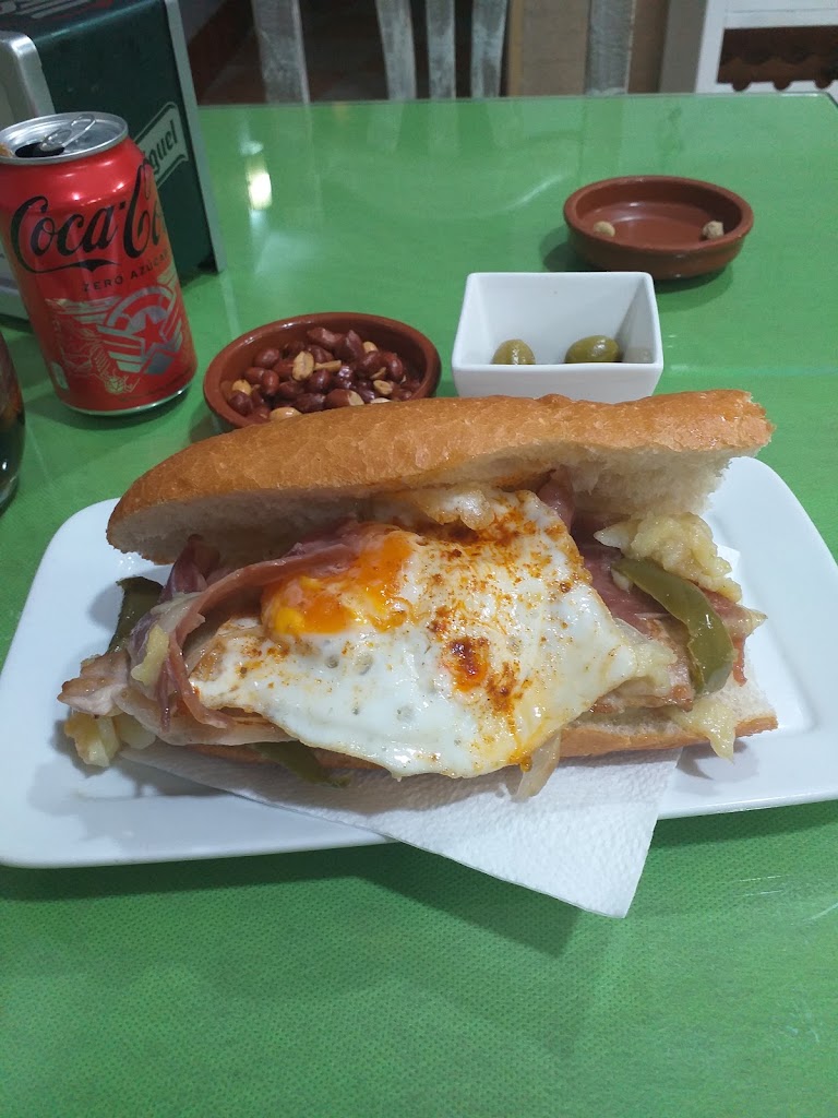 Tasca L'Om — Comida y bebida