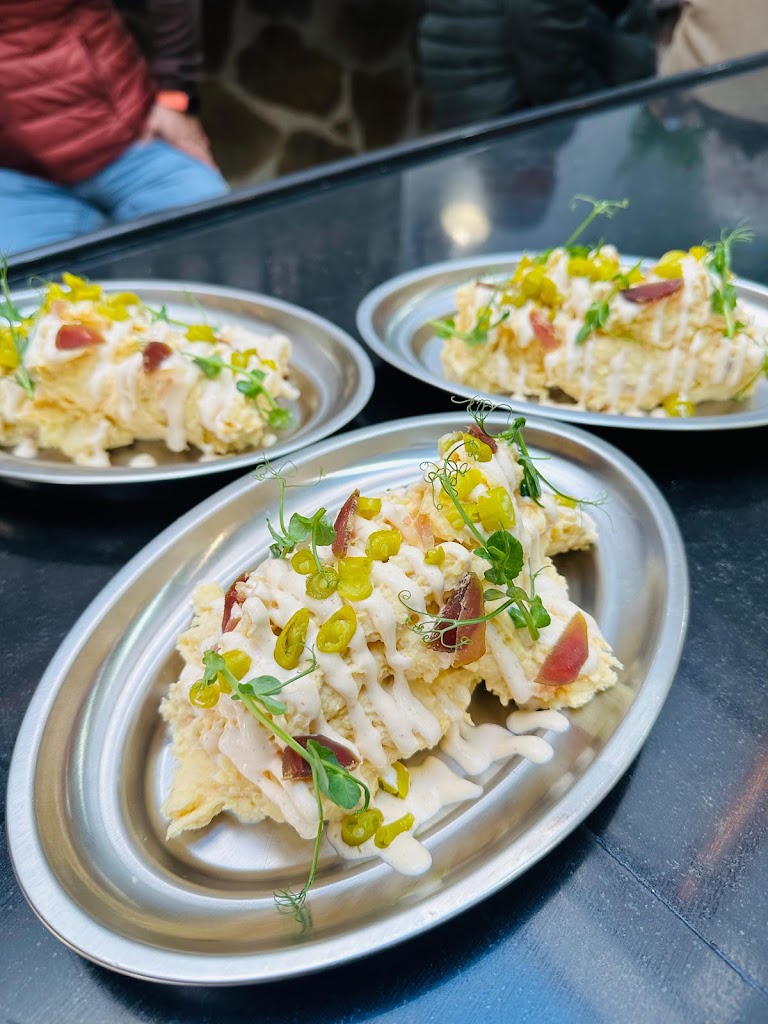 Ultramarinos El Calvo — Comida y bebida