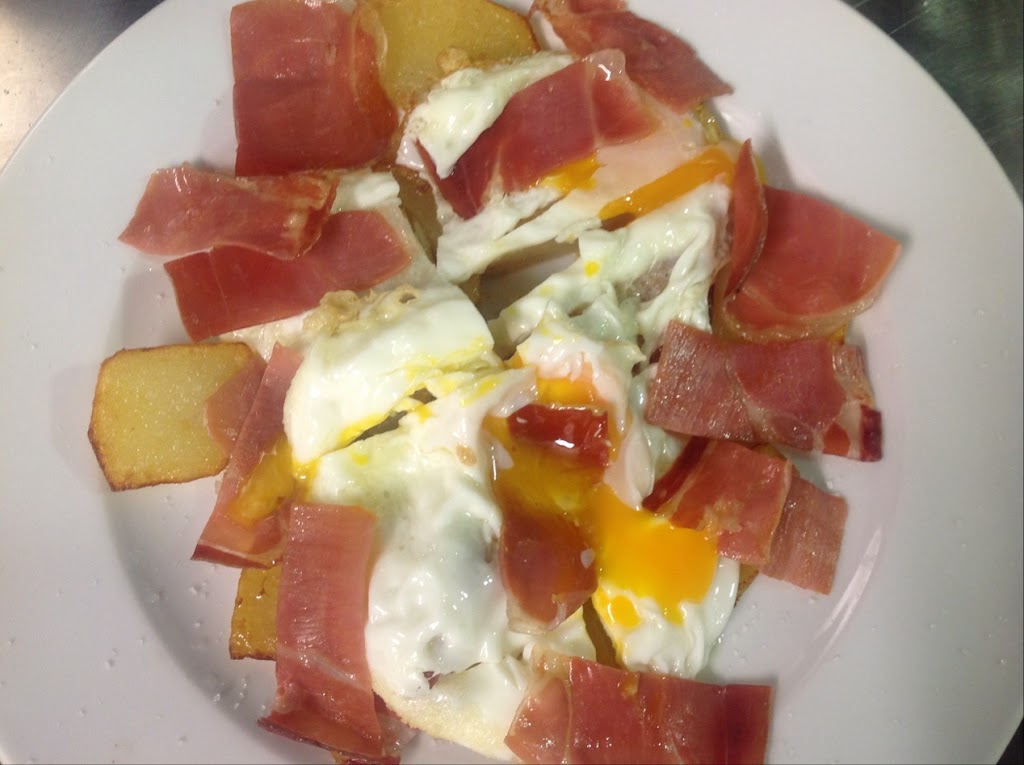 Cafe Restaurant El Arte — Comida y bebida