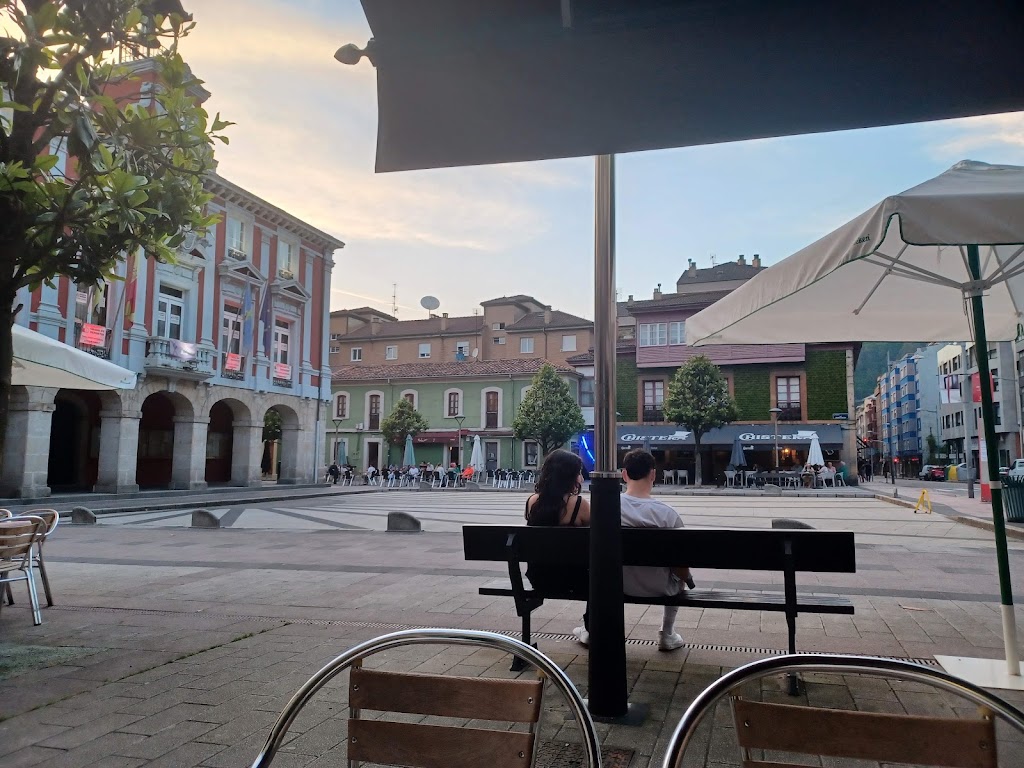 Restaurante La Consistorial — Ambiente