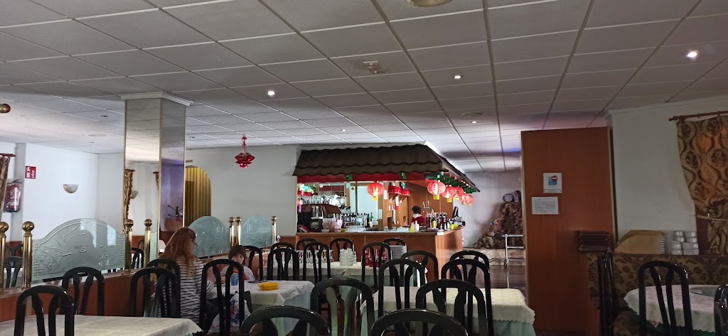 Cuenco de oro — Ambiente
