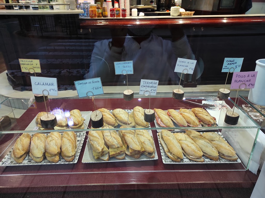 Cafe Jaspe — Ambiente