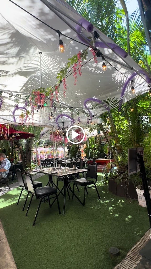 Olay's Thai Lao Cuisine