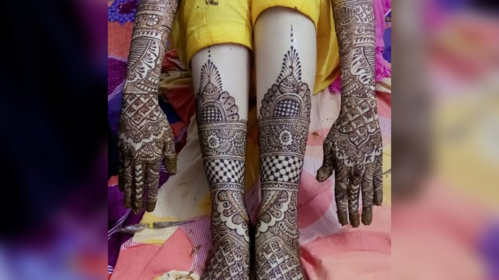 Herbal Rediance Institute Beauty Salon And Home Service Mehendi Artist In Kolkata