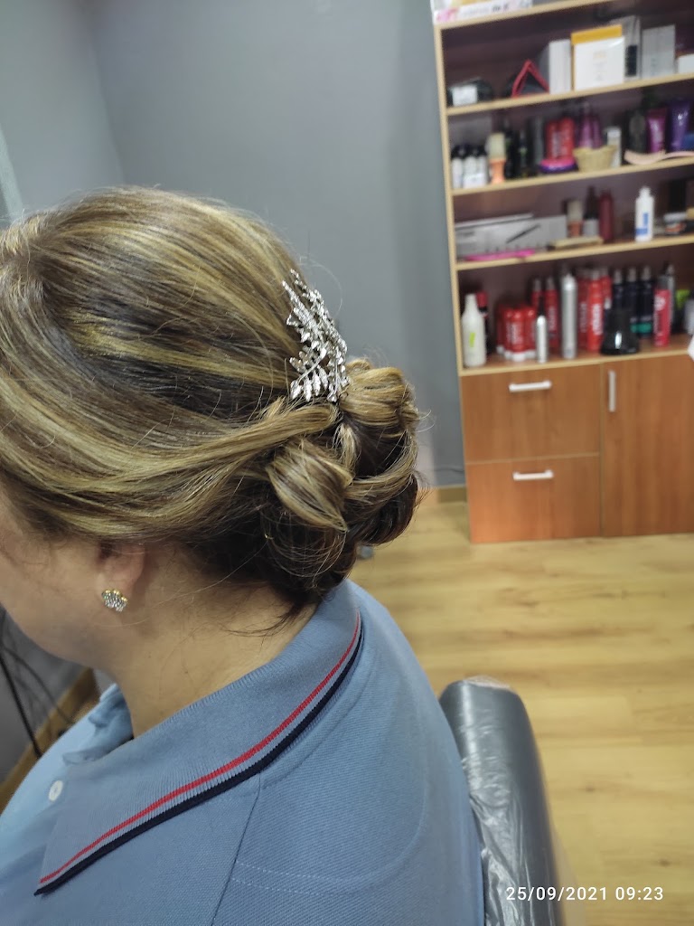 Divinity Salon — Del propietario