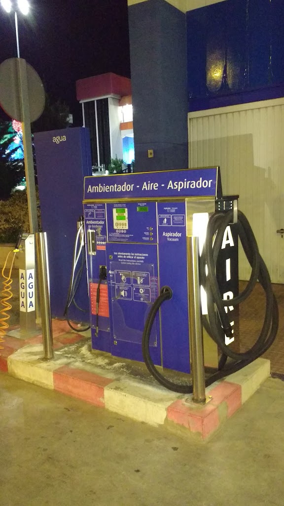 Gasolinera Carrefour — Surtidor de combustible