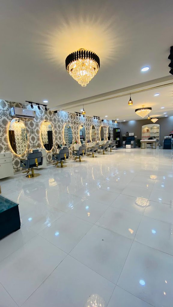 Sk Luxury Unisex Salon