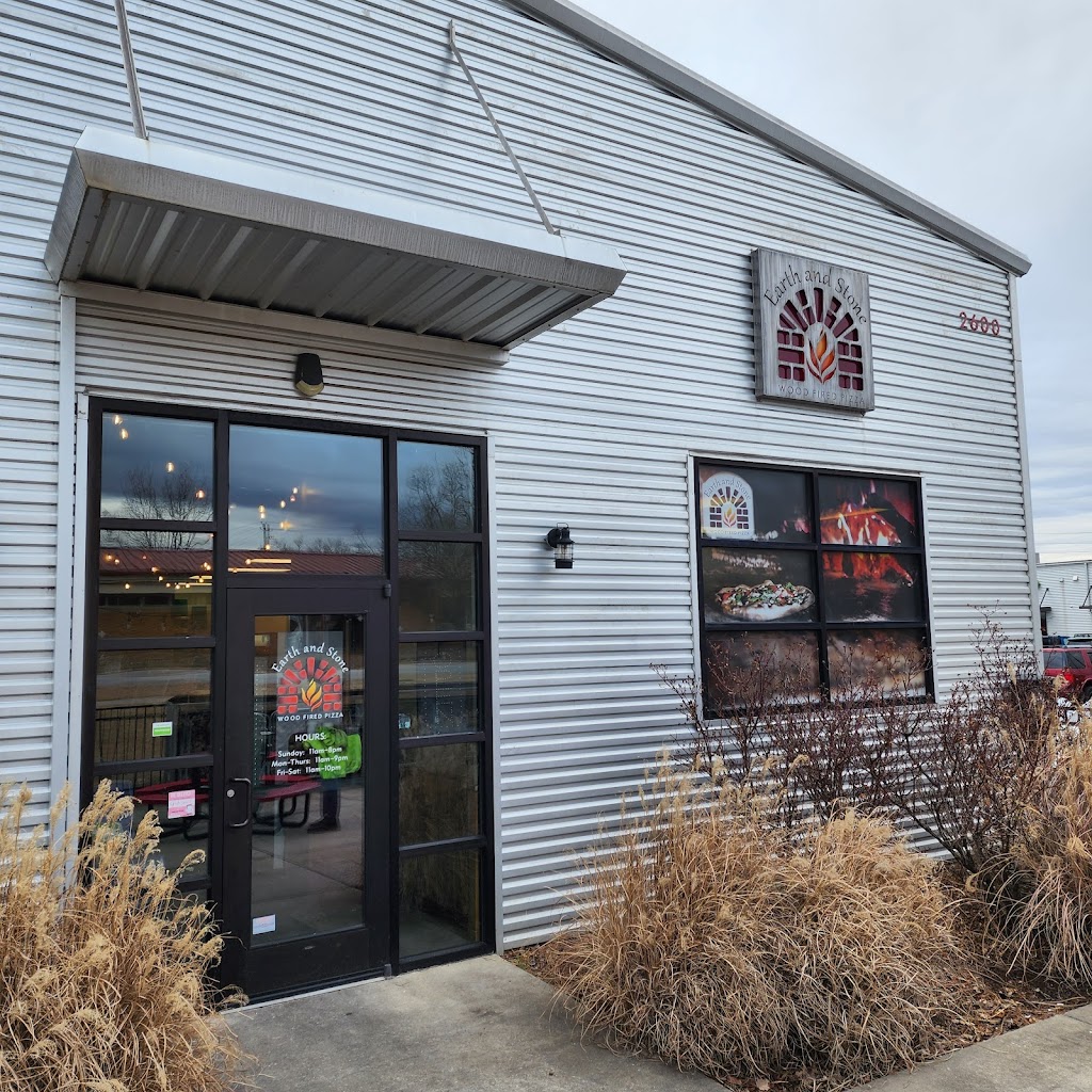 Earth and Stone Wood Fired Pizza in Huntsville