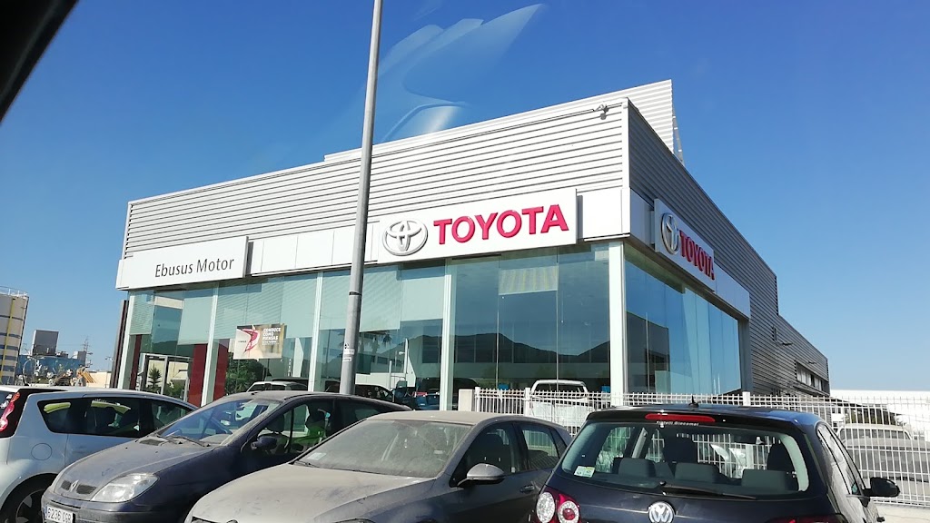 Concesionario Oficial TOYOTA - Ebusus Motor