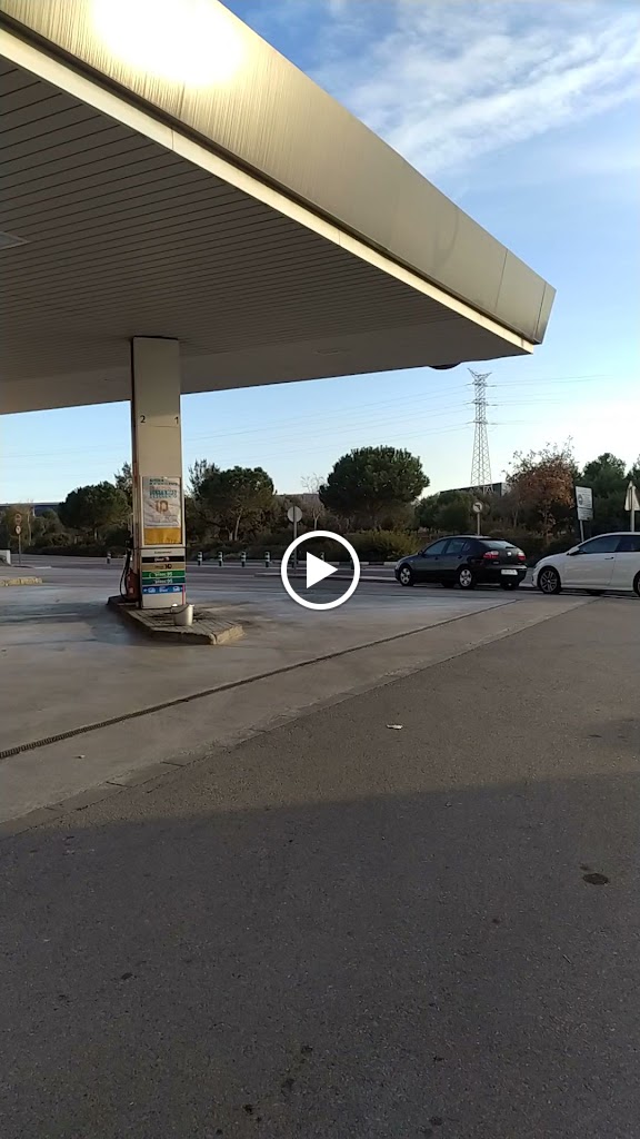Estacion de Servicio Repsol — Videos