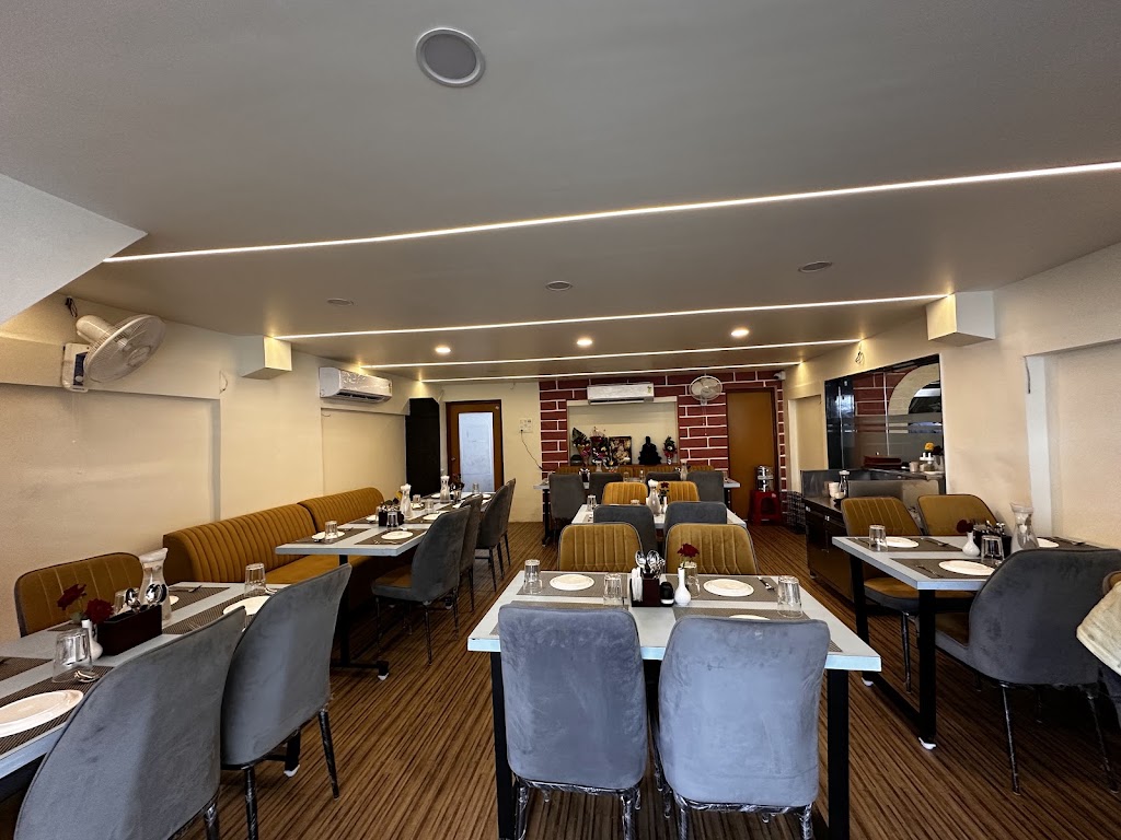New Shree Krushna Pure Veg Family Restaurant