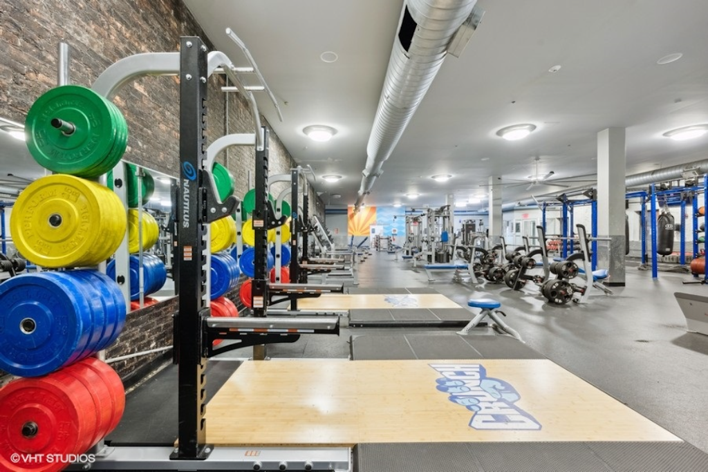  Crunch Fitness - Crown Heights