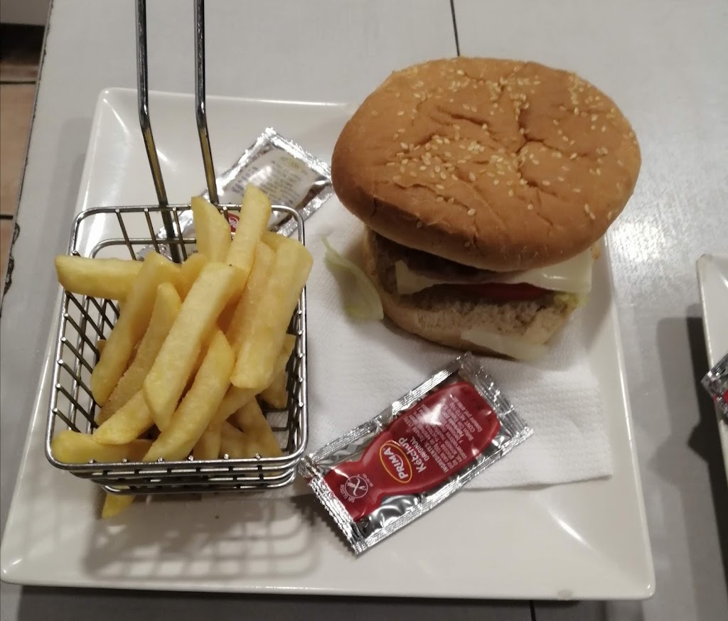 La Taberna De Pepe — Papas fritas