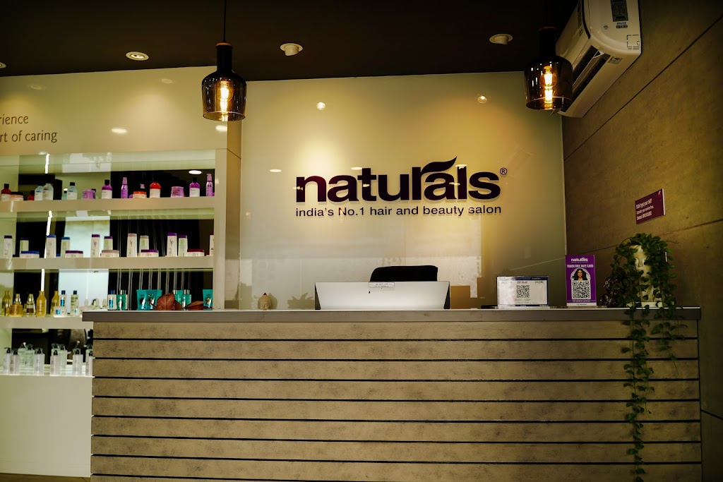 Naturals Salon