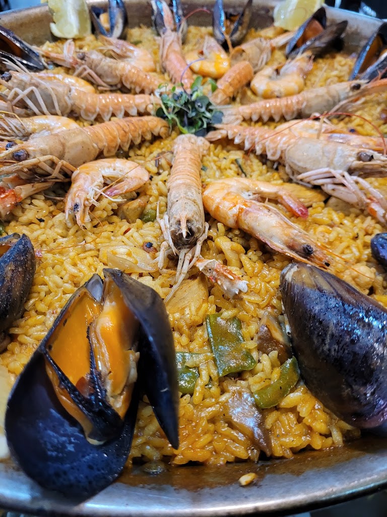 Mariela Gastro-Bar — Paella