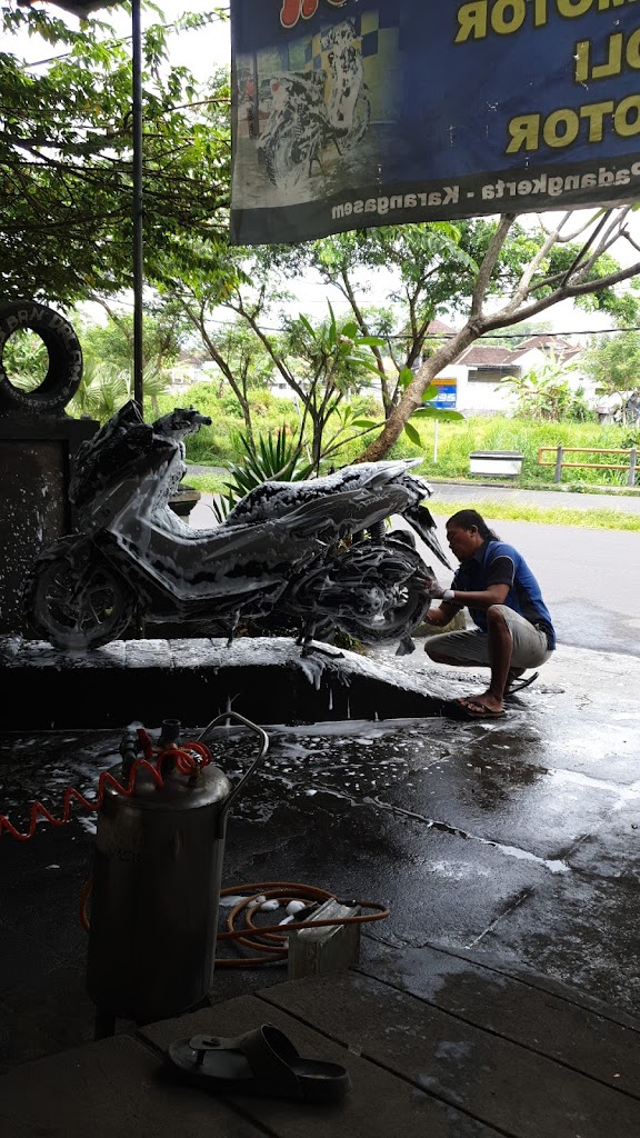 Menawi Motor