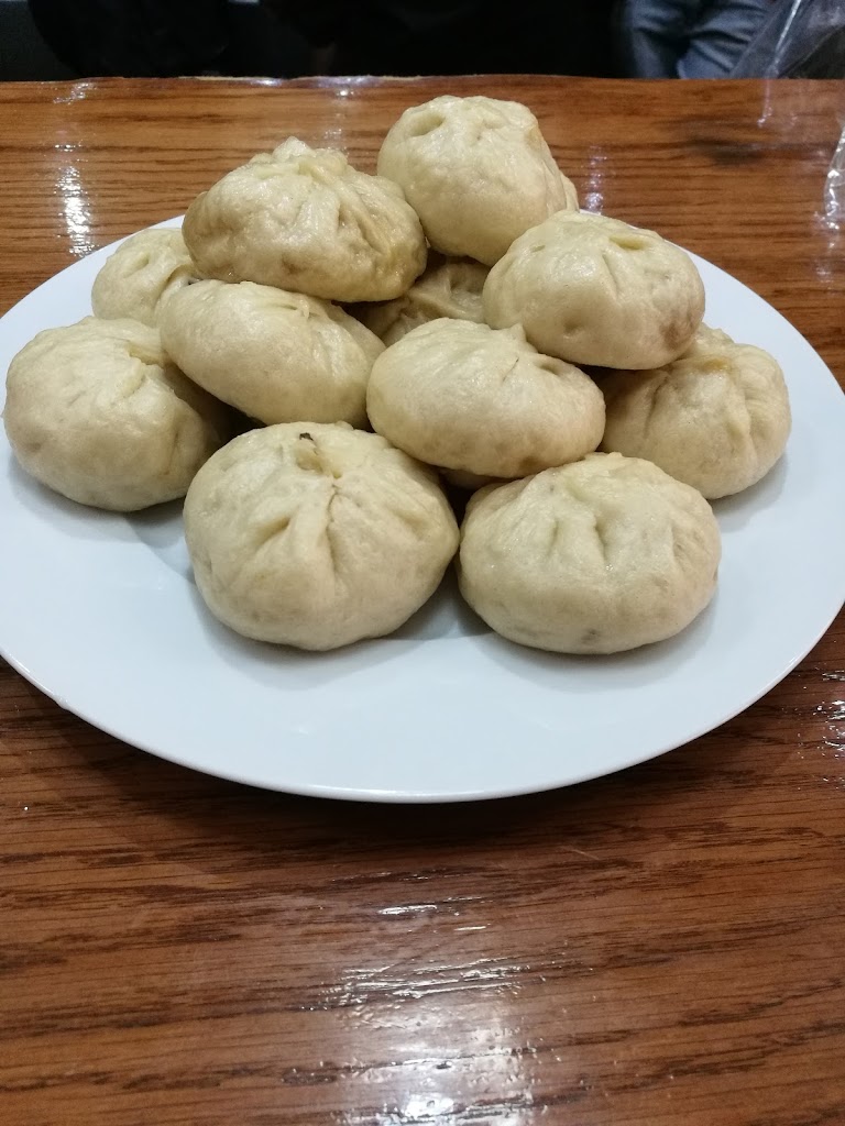 NOU HOLIDAYS — Comida y bebida