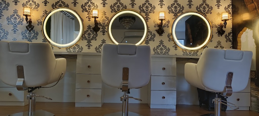 Yasmin Professional Family Salon