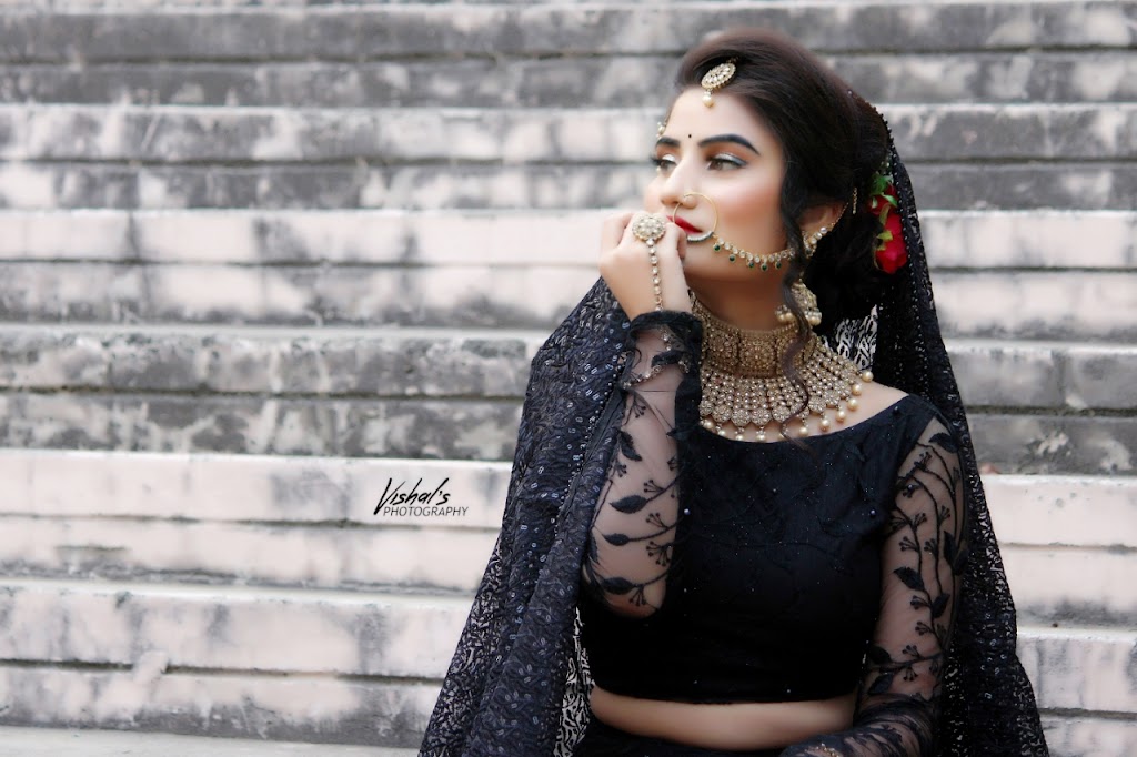 Divadreams Salon Makeup Academy By Raveena Professional Artis