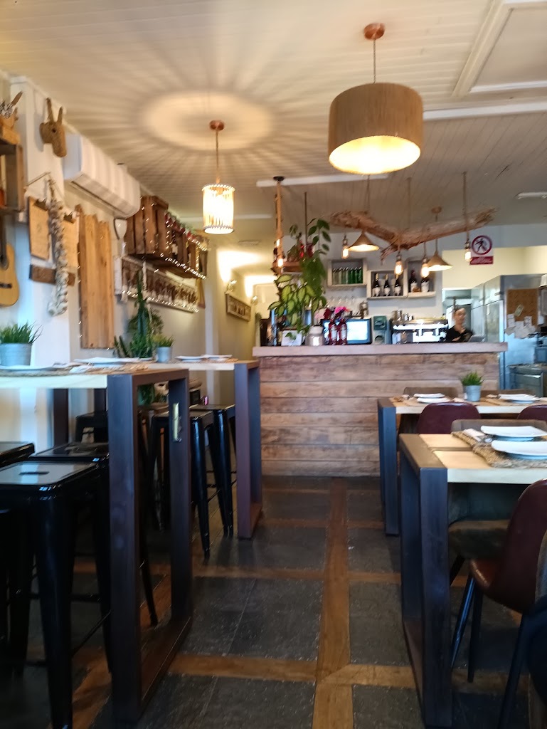 Restaurante Almacen — Ambiente