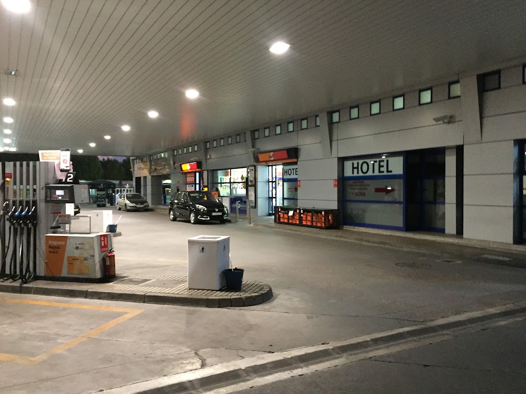 Estacion de Servicio Repsol — Estacion de servicio
