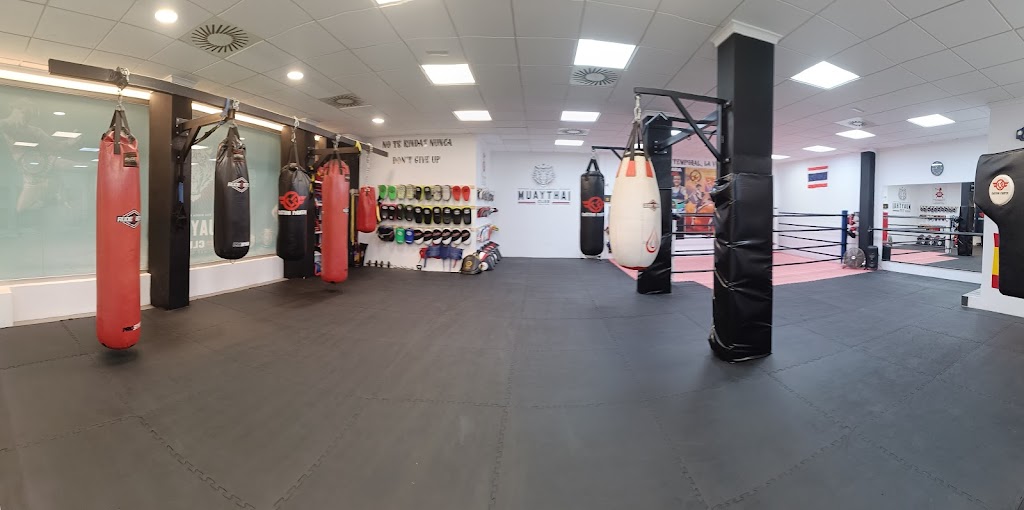 EVA MARIA NARANJO MUAY THAI SEUA YANG