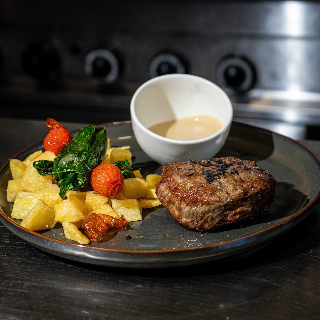 Restaurante La Chifla — Del propietario