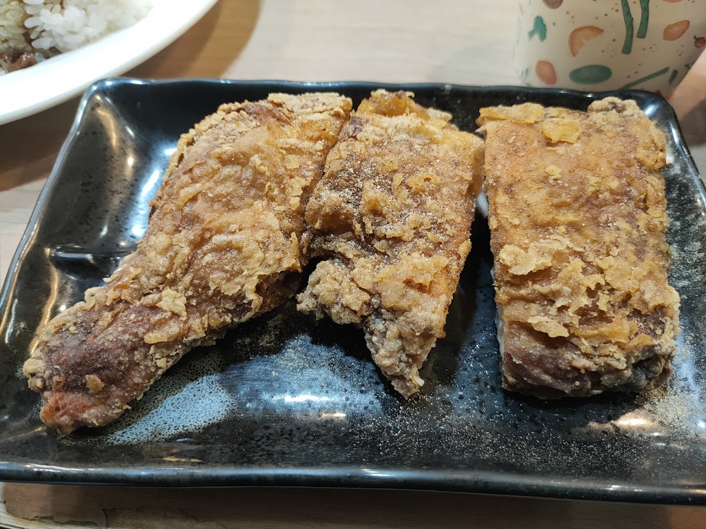 小南老蘇雞腿排骨快餐 士林店 的照片