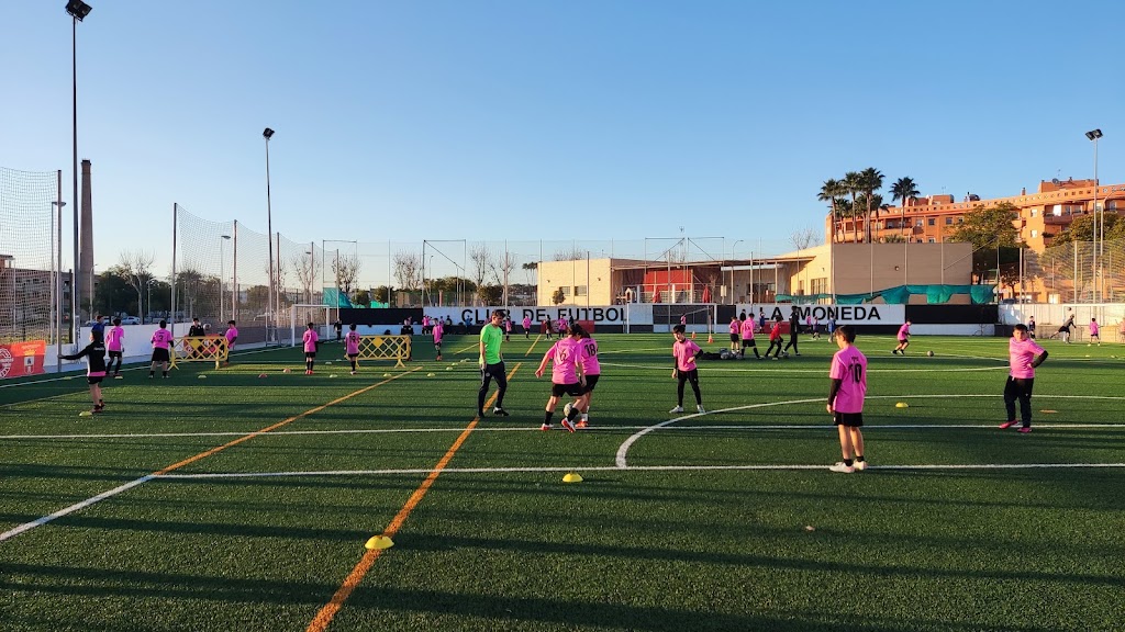 La Moneda CF, Escuela de Futbol Base