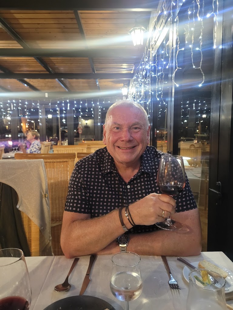Montmartre Bistro — Ambiente
